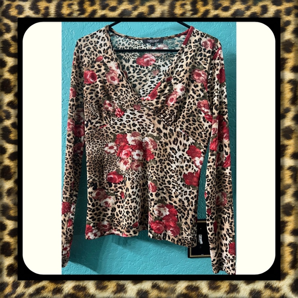 👑✅PRICE FIRM✅ Sheer Floral Leopard Print V-Neck Women's Long Sleeve Top - Picture 1 of 10
